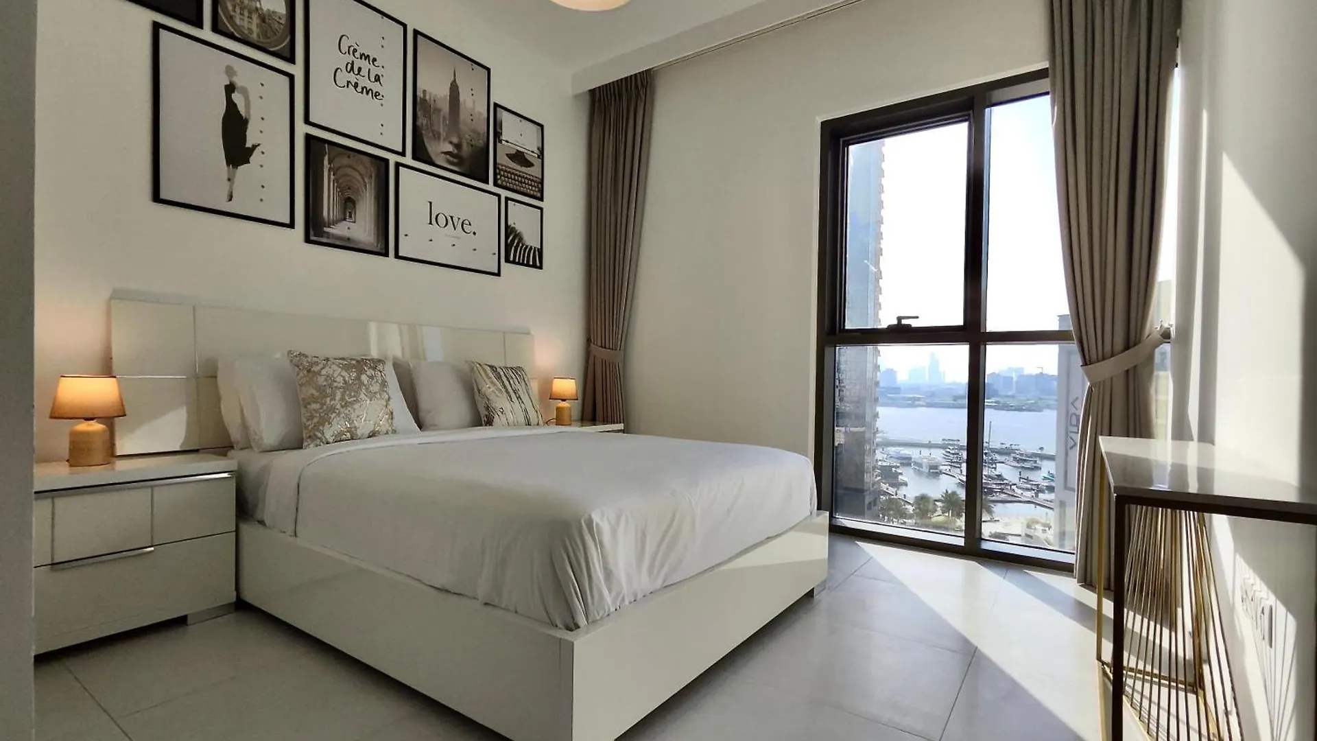 Creek Side 18 I Harbor Views I Apartment Dubai