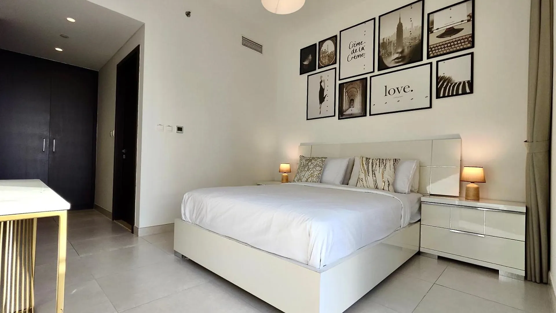 Creek Side 18 I Harbor Views I Apartment Dubai